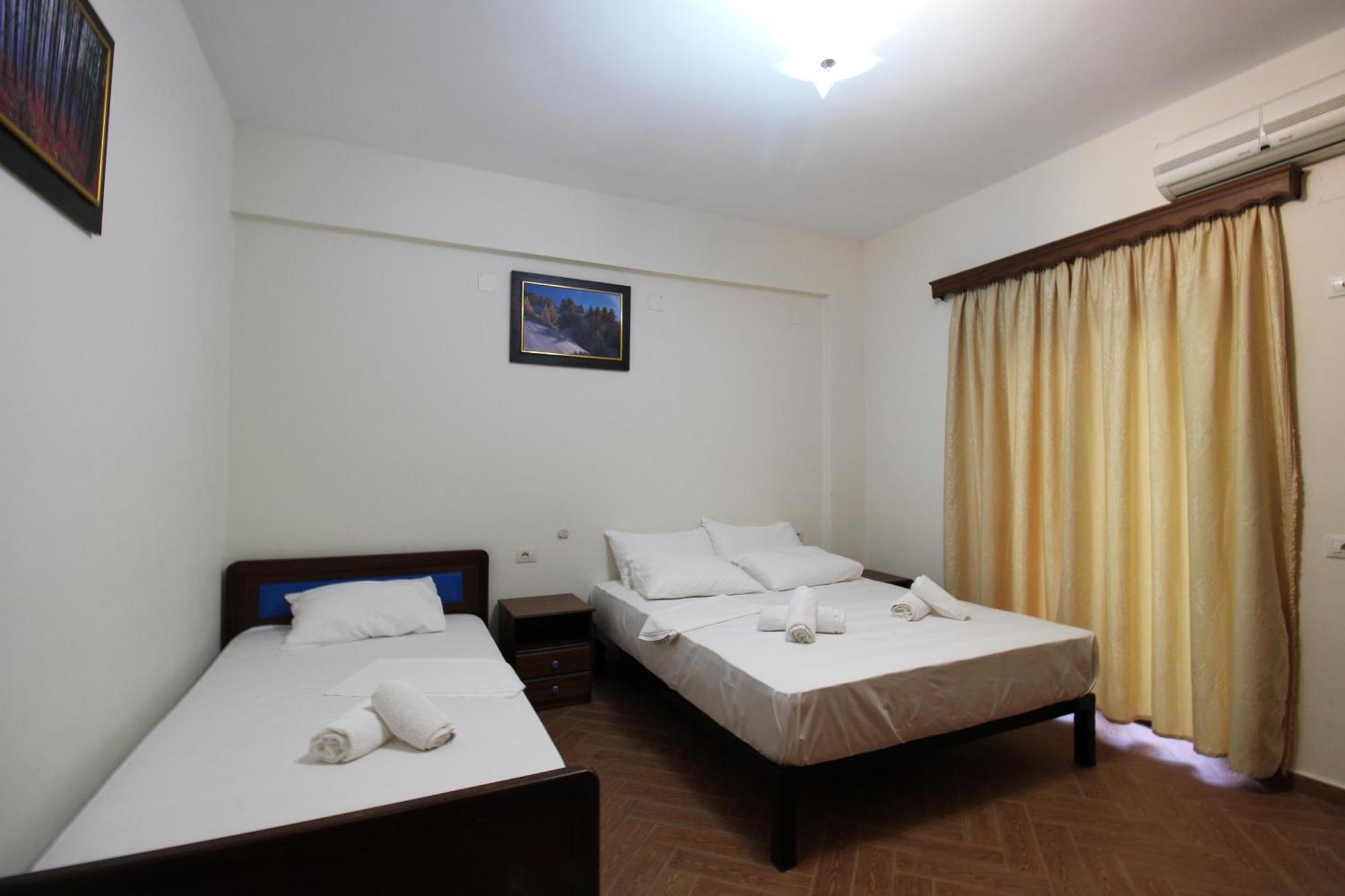 Apartment Garden Dhesara