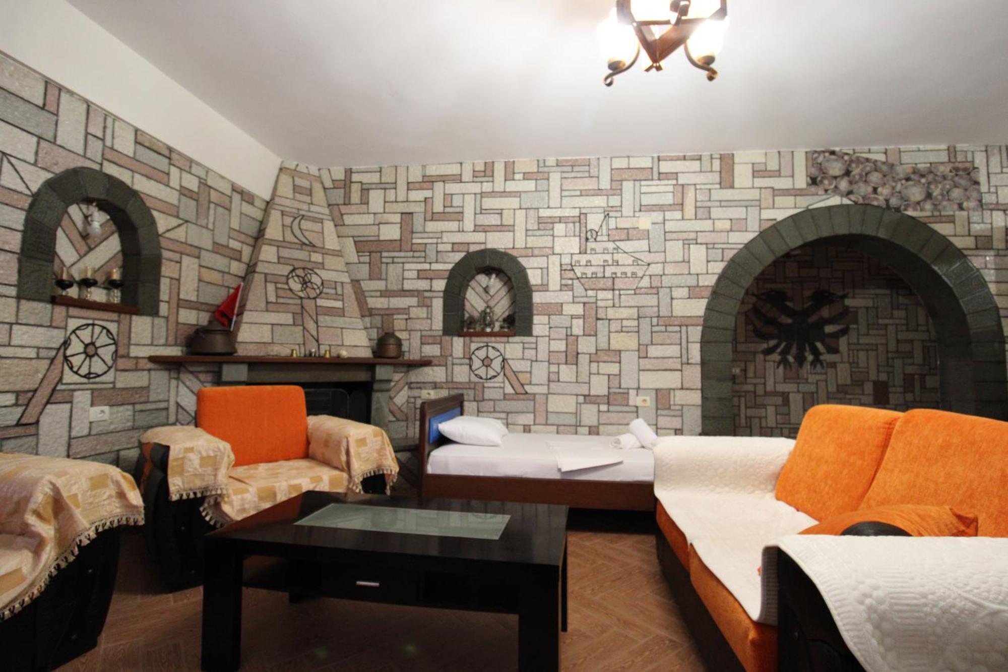 Garden Dhesara Apartment *