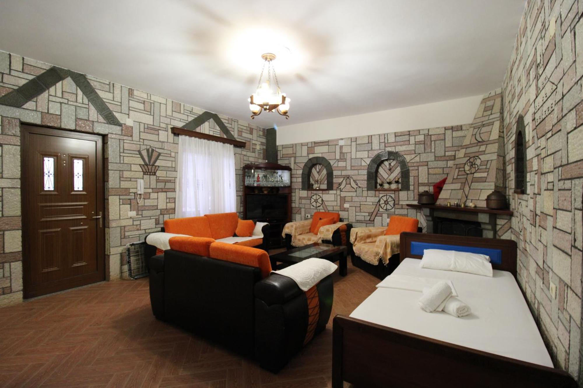 Garden Dhesara Apartment *